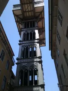 Santa Justa-elevatoren i centrum af Lissabon